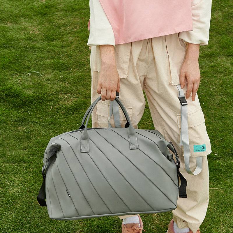 LIGHT Duffle Bag - Cement Grey