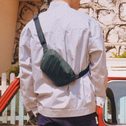 LIGHT Chest Bag - Pine Green